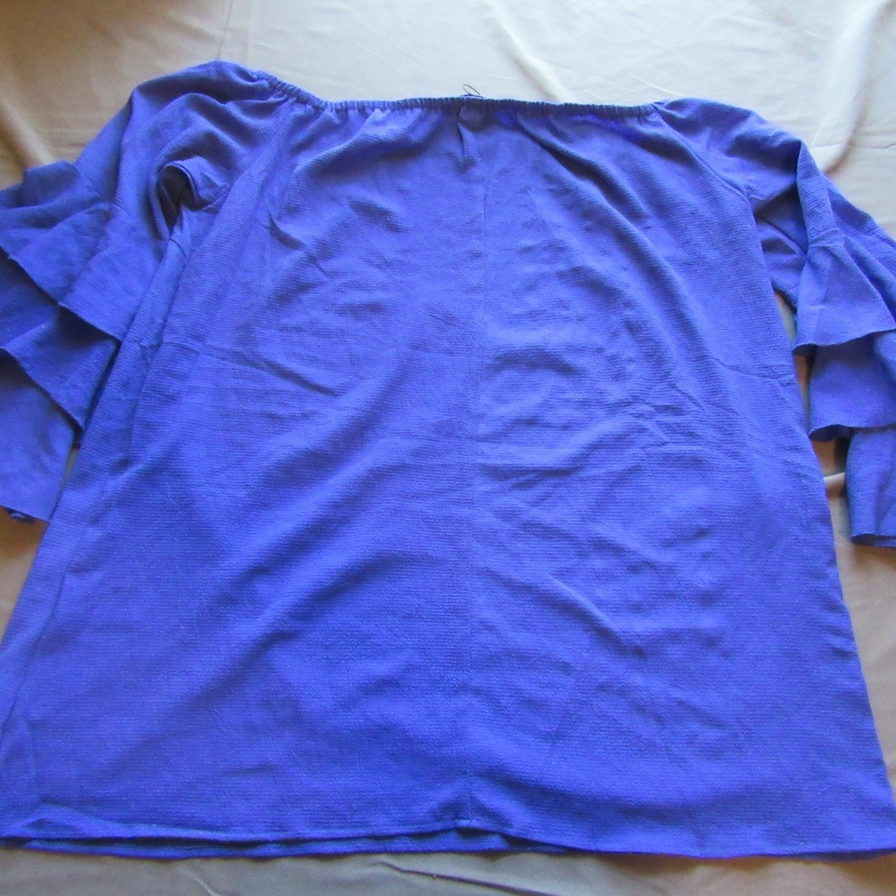 AX Paris Curve Ruffle Sleeve Blouse Sz 16 - Picture 6 of 6